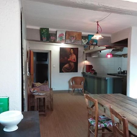 Charme Centre Historique 17E Siecle Apartment Aramon ภายนอก รูปภาพ